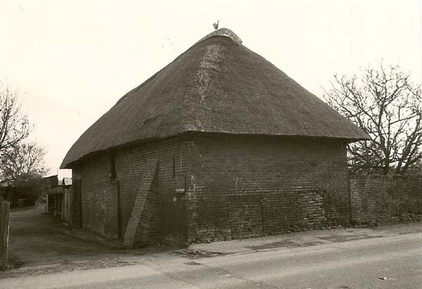 Barn from road - 1985 